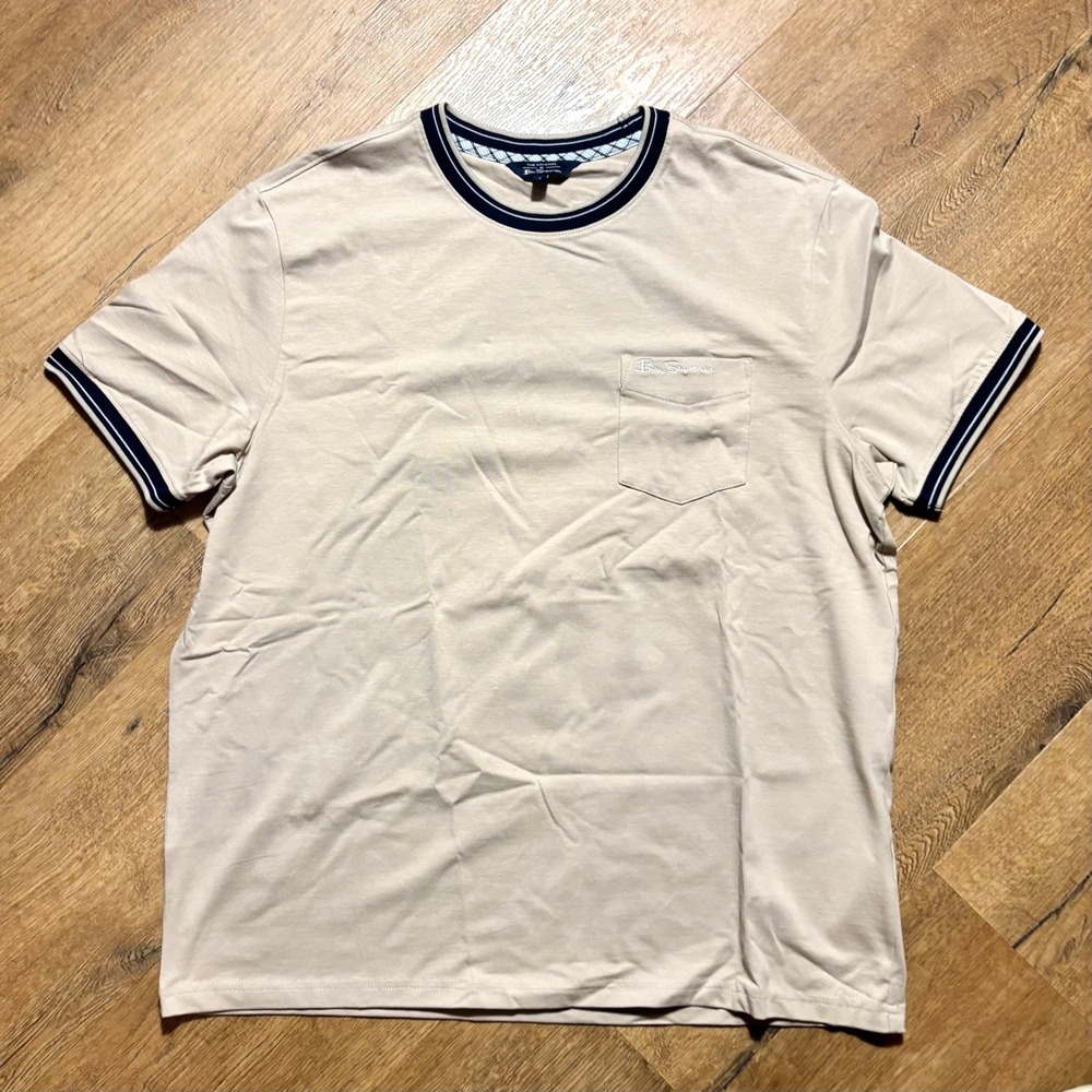 Ben Sherman Beige Mens Crew Neck Pocket T-shirt Navy Tipping Collar Sleeve Large